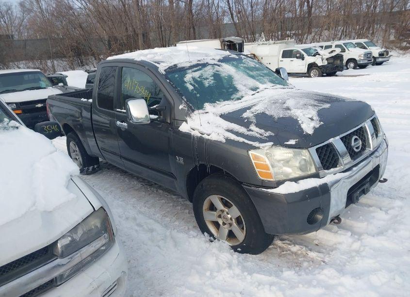 2004 Nissan Titan SE (VIN 1N6AA06B04N516617) main photo