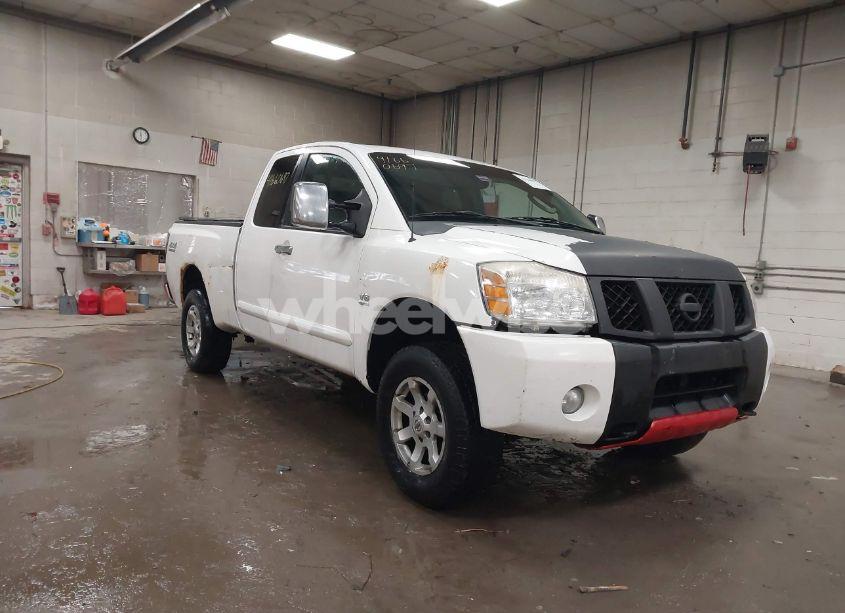 2004 Nissan Titan SE (VIN 1N6AA06B04N549990) main photo