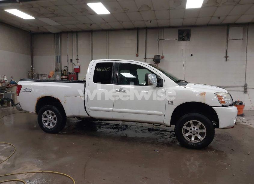 Photo 13 of 2004 Nissan Titan SE (VIN 1N6AA06B04N549990)