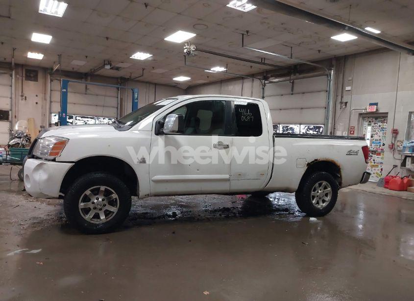 Photo 14 of 2004 Nissan Titan SE (VIN 1N6AA06B04N549990)