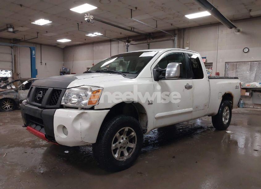 Photo 2 of 2004 Nissan Titan SE (VIN 1N6AA06B04N549990)