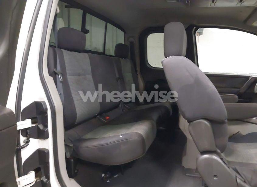 Photo 8 of 2004 Nissan Titan SE (VIN 1N6AA06B04N549990)