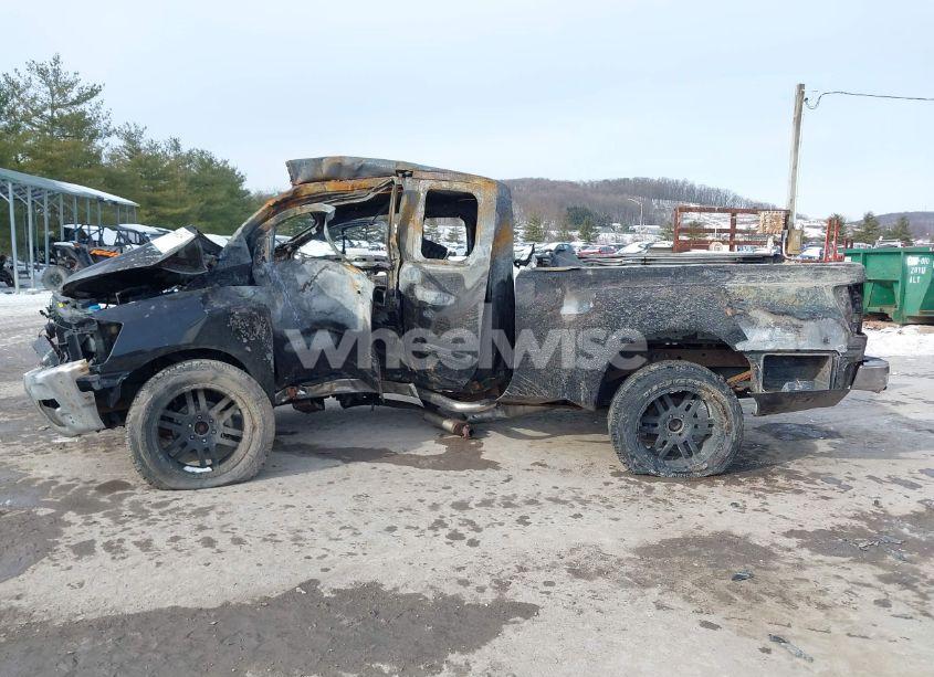 Photo 13 of 2004 Nissan Titan SE (VIN 1N6AA06B24N556729)