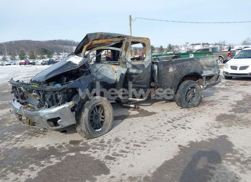 Photo 2 of 2004 Nissan Titan SE (VIN 1N6AA06B24N556729)