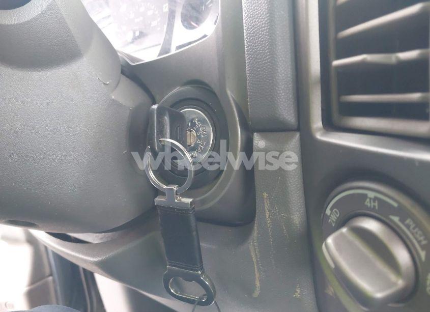Photo 11 of 2005 Nissan Titan SE (VIN 1N6AA06B45N514239)