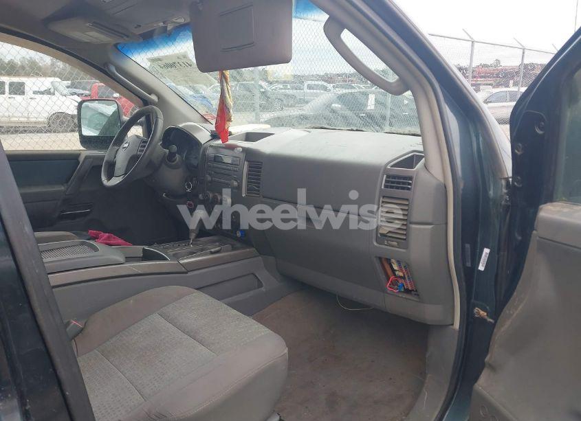 Photo 5 of 2005 Nissan Titan SE (VIN 1N6AA06B45N514239)