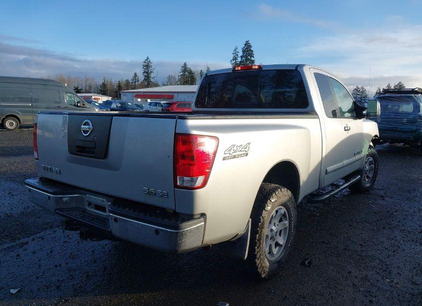 Photo 4 of 2005 Nissan Titan SE (VIN 1N6AA06B45N536290)