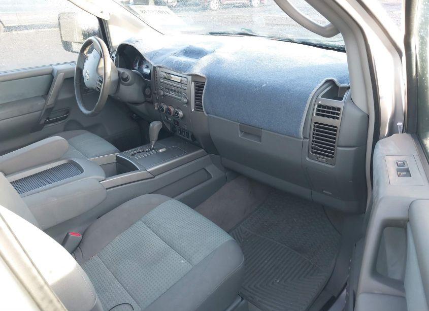 Photo 5 of 2005 Nissan Titan SE (VIN 1N6AA06B45N536290)