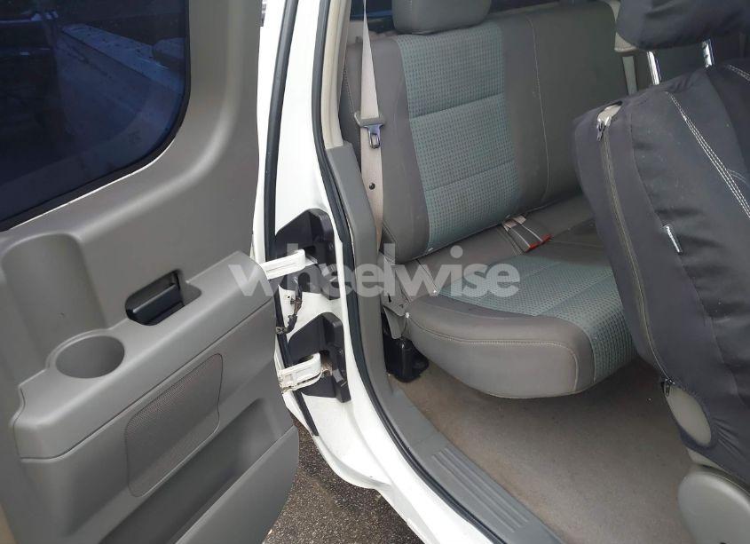 Photo 8 of 2005 Nissan Titan SE (VIN 1N6AA06B55N513861)