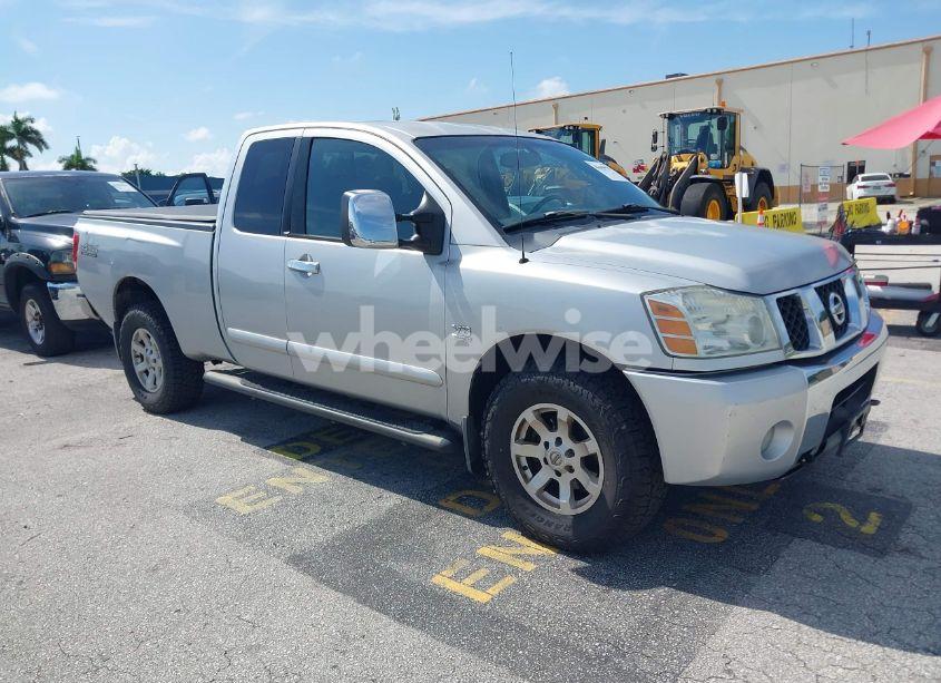 2004 Nissan Titan LE (VIN 1N6AA06B64N576675) main photo