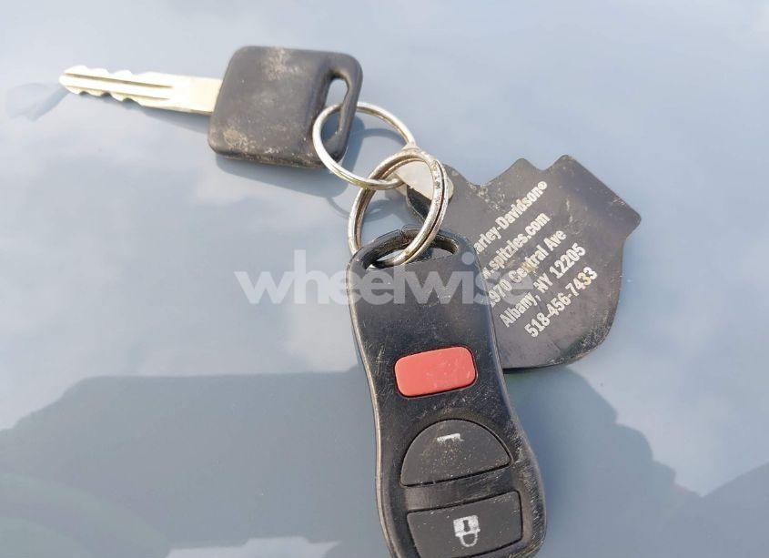 Photo 11 of 2005 Nissan Titan LE (VIN 1N6AA06B65N570327)