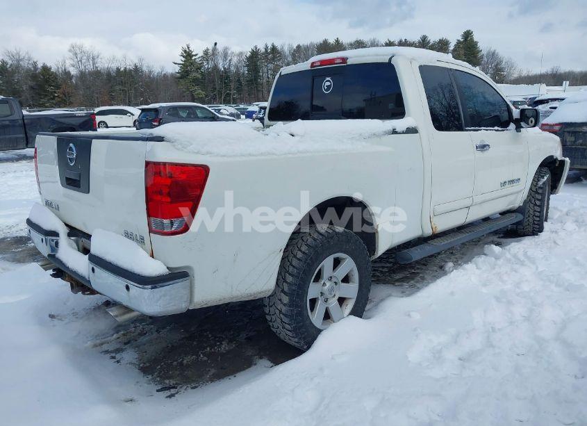 Photo 4 of 2005 Nissan Titan LE (VIN 1N6AA06B65N570327)