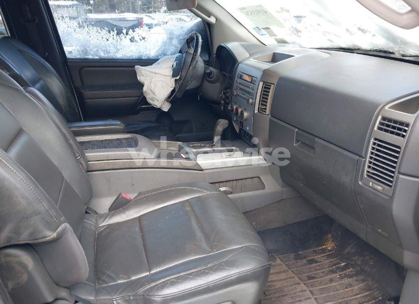 Photo 5 of 2005 Nissan Titan LE (VIN 1N6AA06B65N570327)