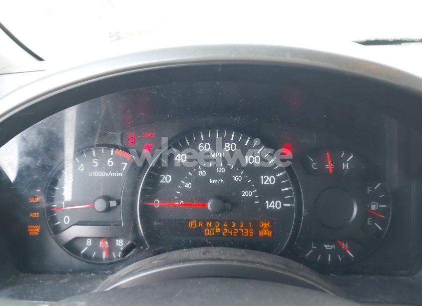 Photo 7 of 2005 Nissan Titan LE (VIN 1N6AA06B65N570327)