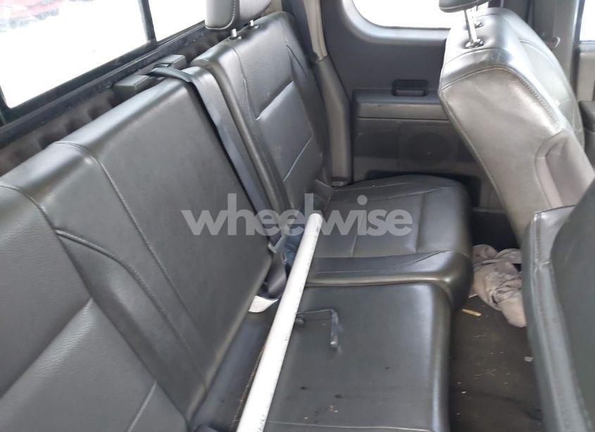 Photo 8 of 2005 Nissan Titan LE (VIN 1N6AA06B65N570327)