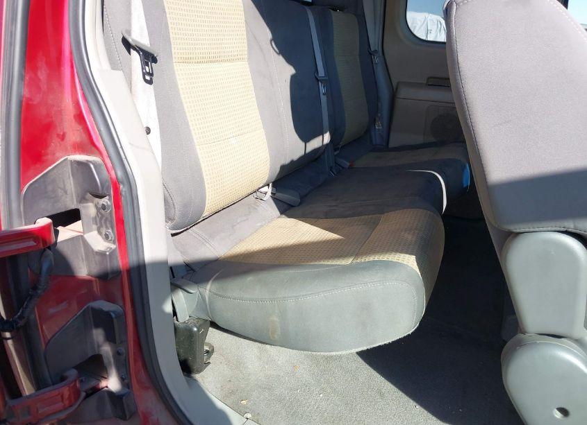 Photo 8 of 2004 Nissan Titan SE (VIN 1N6AA06B94N544772)