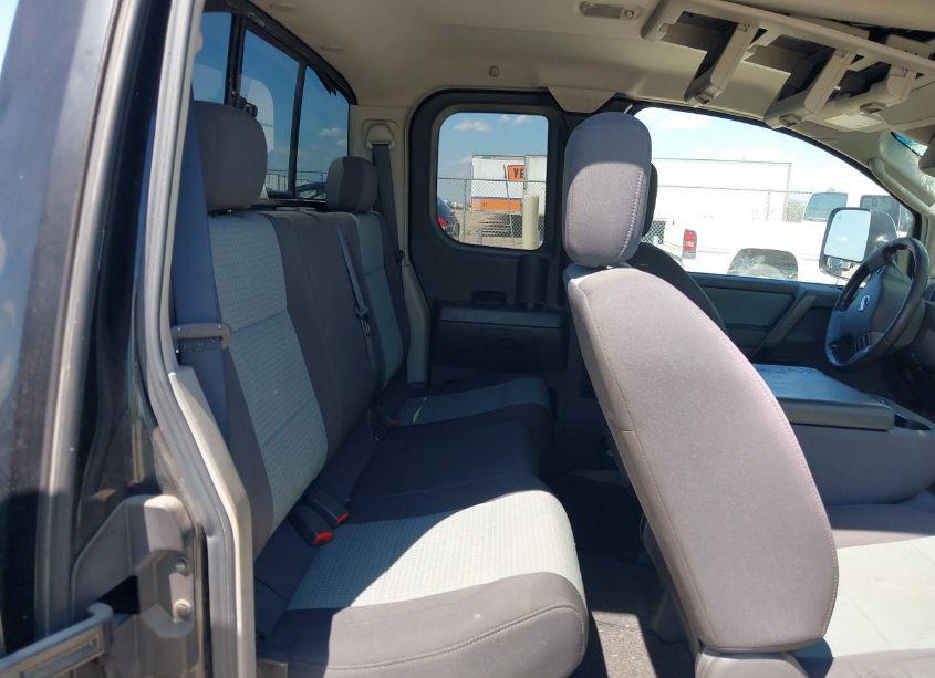 Photo 8 of 2004 Nissan Titan SE (VIN 1N6AA06BX4N538866)