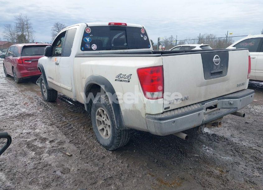 Photo 3 of 2005 Nissan Titan SE (VIN 1N6AA06BX5N512401)