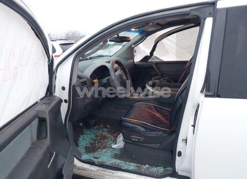 Photo 5 of 2005 Nissan Titan SE (VIN 1N6AA06BX5N512401)