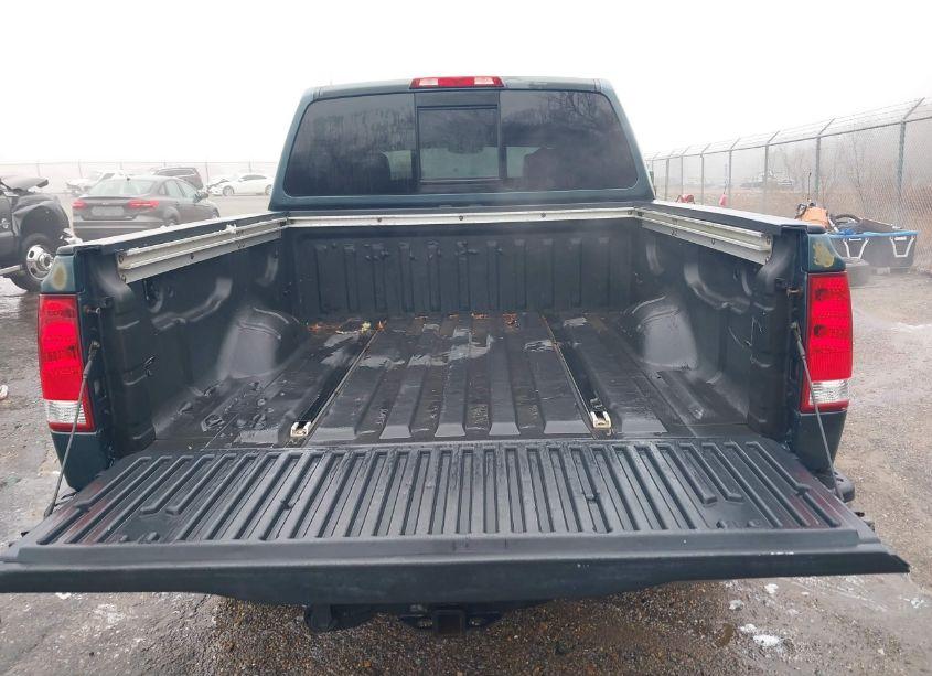 Photo 17 of 2004 Nissan Titan LE (VIN 1N6AA07A04N526330)