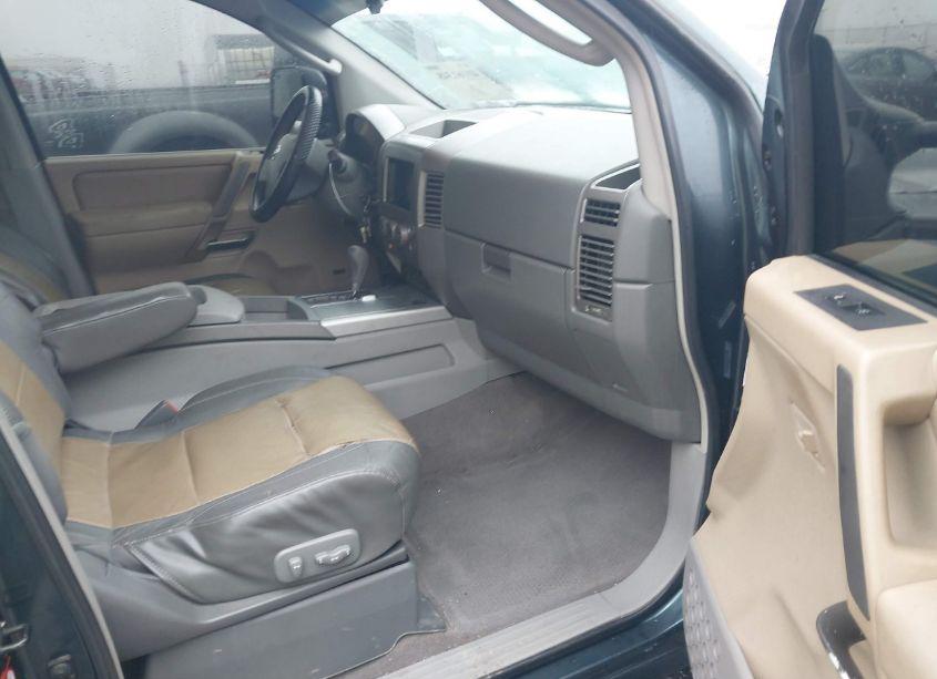 Photo 5 of 2004 Nissan Titan LE (VIN 1N6AA07A04N526330)