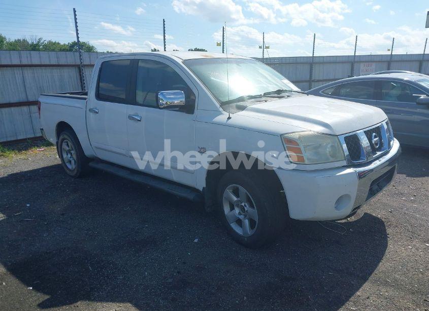 2004 Nissan Titan SE (VIN 1N6AA07A04N561241) main photo