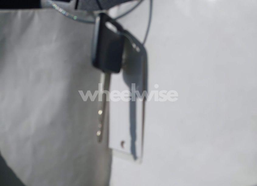 Photo 11 of 2004 Nissan Titan SE (VIN 1N6AA07A04N561241)