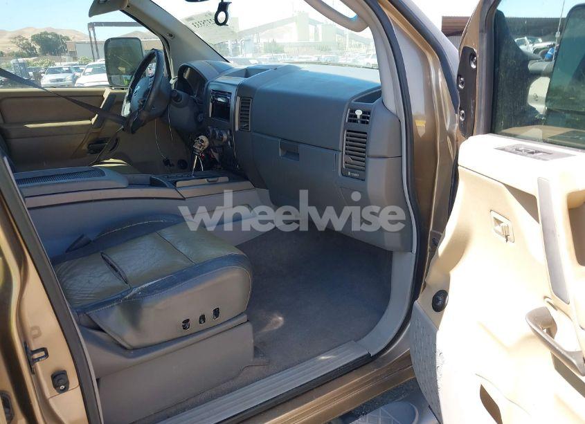 Photo 5 of 2004 Nissan Titan LE (VIN 1N6AA07A54N558271)