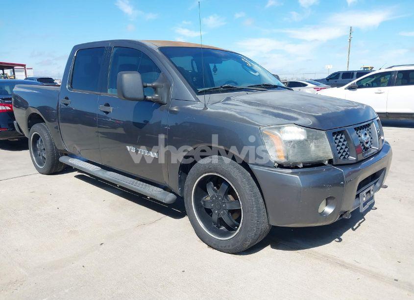 2007 Nissan Titan XE (VIN 1N6AA07A57N230692) main photo