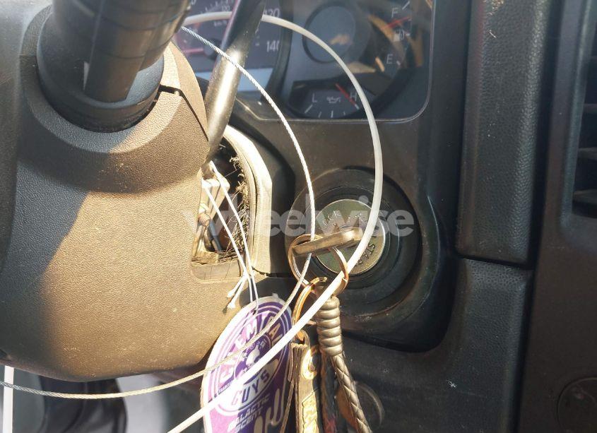 Photo 11 of 2004 Nissan Titan SE (VIN 1N6AA07A64N548266)