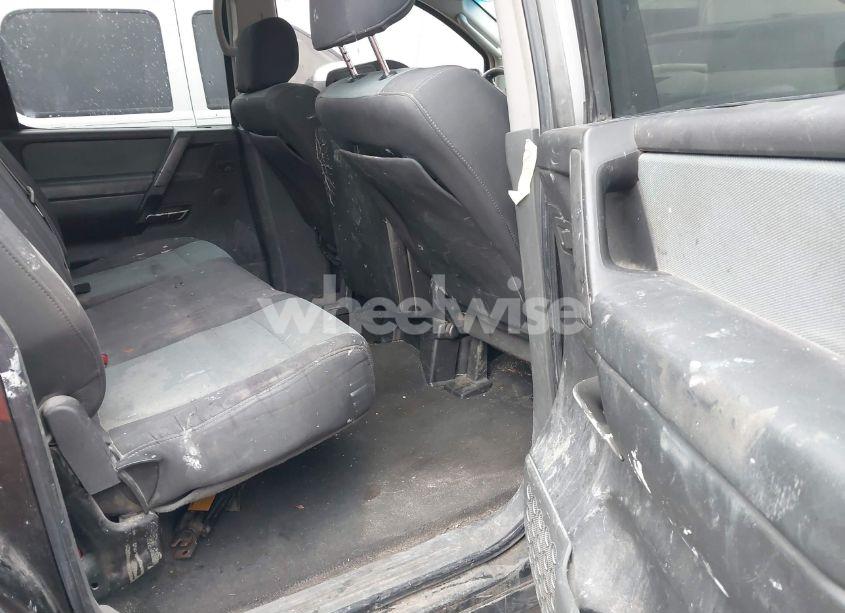 Photo 8 of 2005 Nissan Titan XE (VIN 1N6AA07A75N546429)