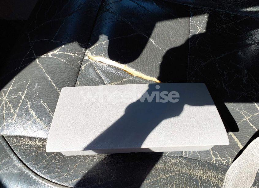 Photo 12 of 2004 Nissan Titan LE (VIN 1N6AA07A94N581035)