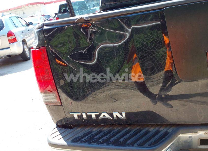 Photo 6 of 2004 Nissan Titan LE (VIN 1N6AA07A94N581035)