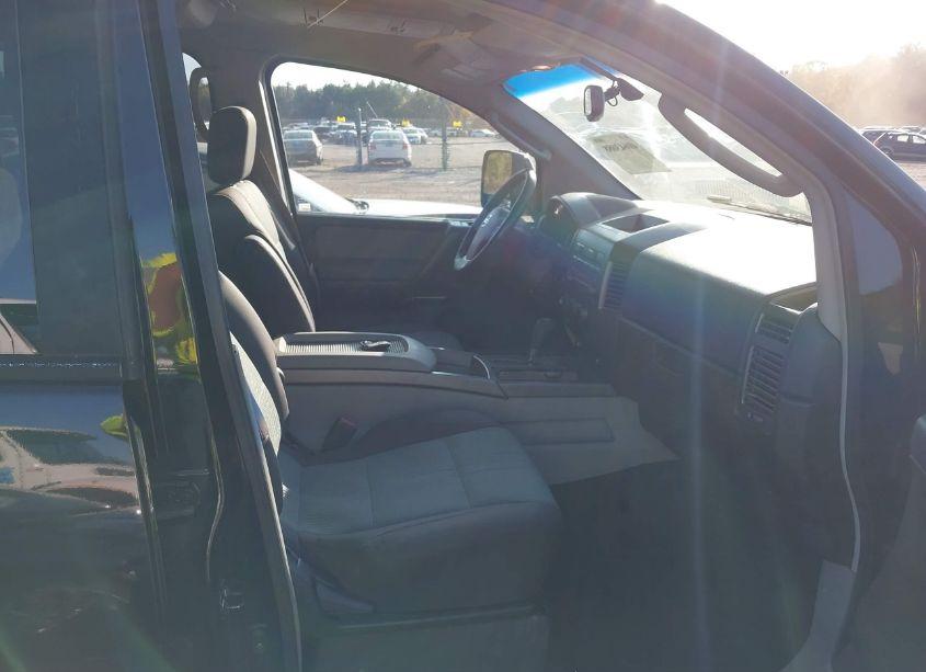 Photo 5 of 2004 Nissan Titan SE (VIN 1N6AA07B04N544982)