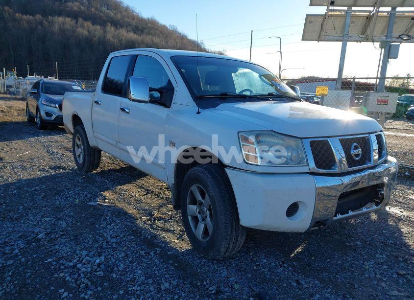 2004 Nissan Titan SE (VIN 1N6AA07B24N576042) main photo