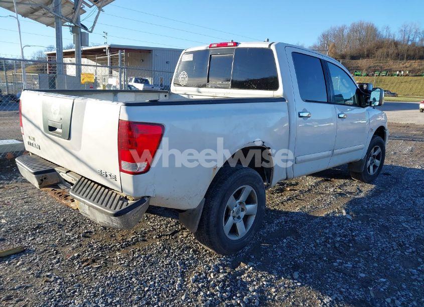 Photo 4 of 2004 Nissan Titan SE (VIN 1N6AA07B24N576042)