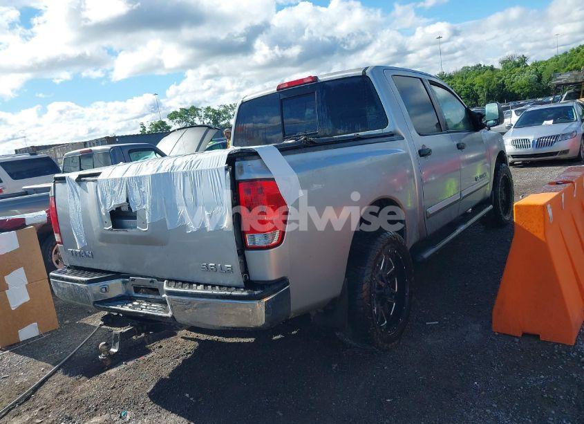 Photo 4 of 2004 Nissan Titan LE (VIN 1N6AA07B34N518151)