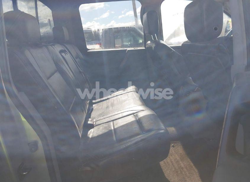 Photo 8 of 2004 Nissan Titan LE (VIN 1N6AA07B34N518151)