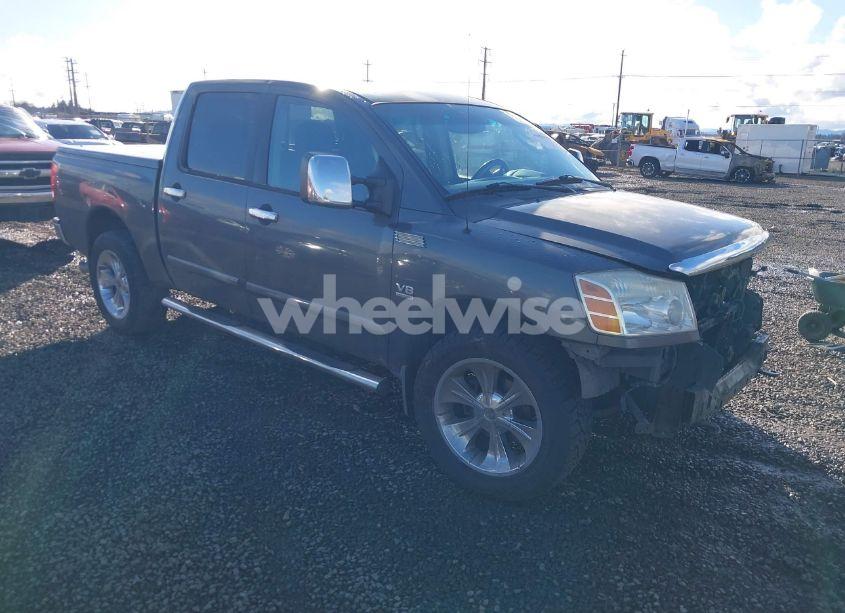 2004 Nissan Titan SE (VIN 1N6AA07B34N526654) main photo