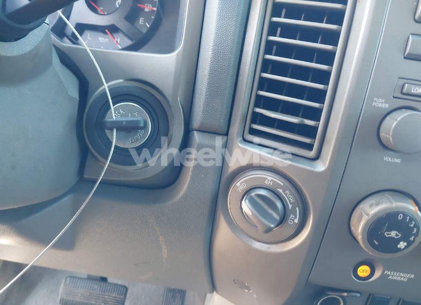 Photo 11 of 2004 Nissan Titan LE (VIN 1N6AA07B34N547472)