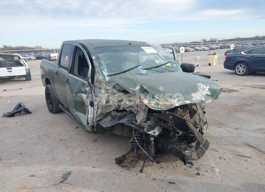 2004 Nissan Titan XE (VIN 1N6AA07B34N578057) main photo