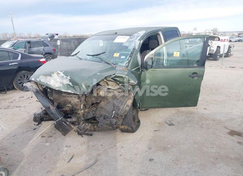 Photo 2 of 2004 Nissan Titan XE (VIN 1N6AA07B34N578057)