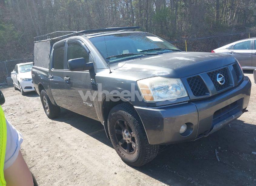 2005 Nissan Titan XE (VIN 1N6AA07B35N553838) main photo