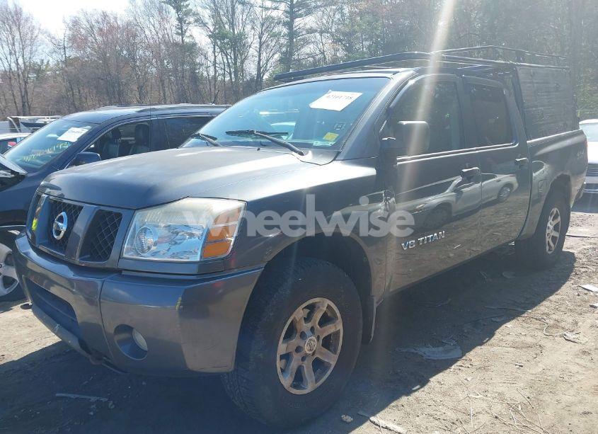 Photo 2 of 2005 Nissan Titan XE (VIN 1N6AA07B35N553838)