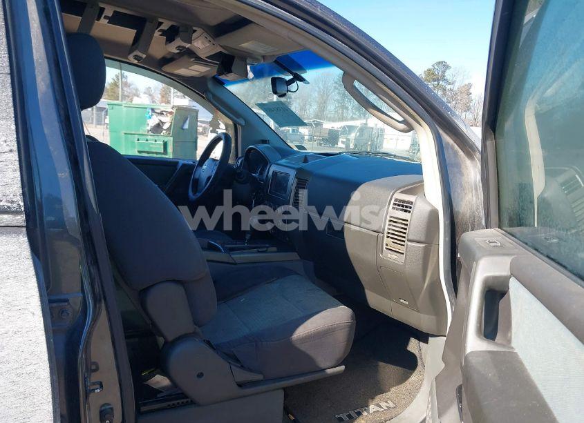 Photo 5 of 2006 Nissan Titan SE (VIN 1N6AA07B46N530408)