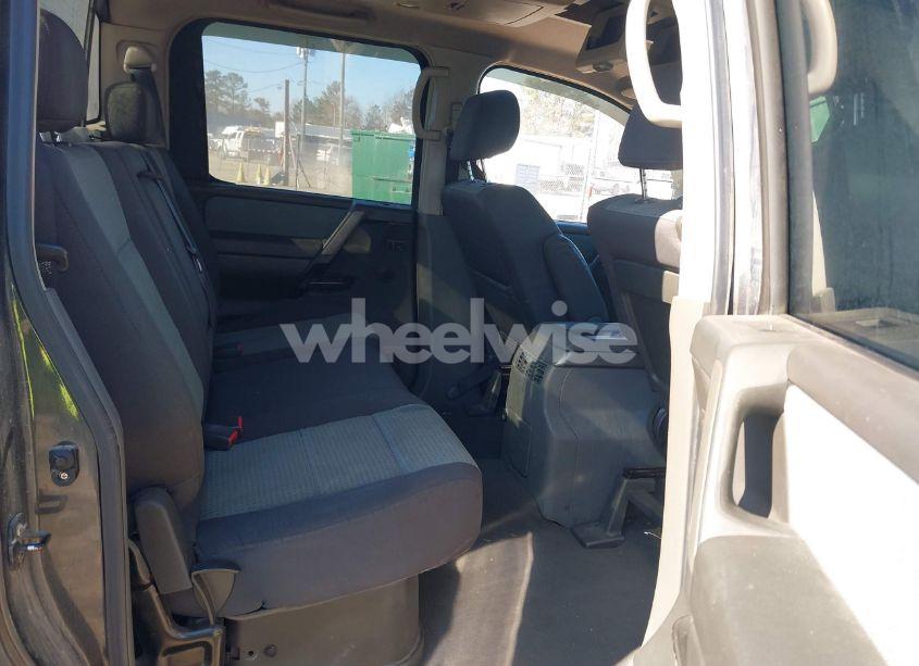 Photo 8 of 2006 Nissan Titan SE (VIN 1N6AA07B46N530408)