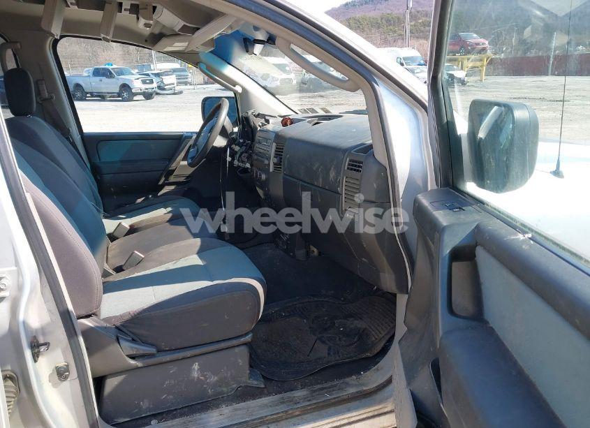 Photo 5 of 2004 Nissan Titan XE (VIN 1N6AA07B54N521195)