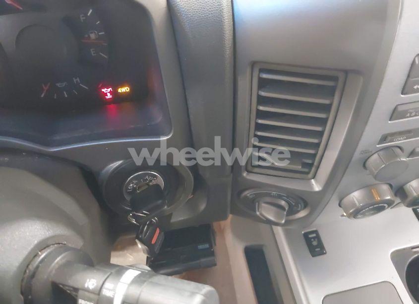 Photo 11 of 2005 Nissan Titan LE (VIN 1N6AA07B55N500154)