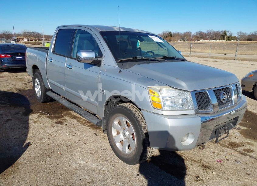 2004 Nissan Titan LE (VIN 1N6AA07B64N590414) main photo