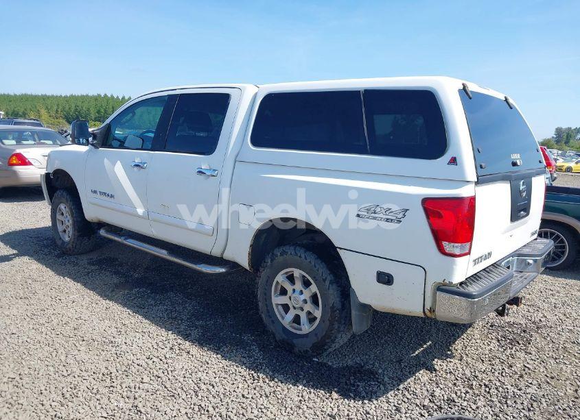 Photo 3 of 2005 Nissan Titan SE (VIN 1N6AA07B65N506688)